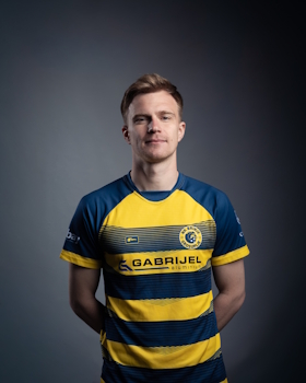 Vezni igralec Maj Rorič